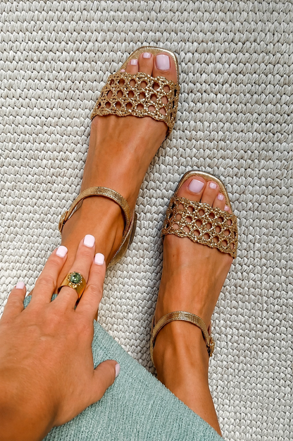 Aoife | Elegant Gold Vintage Sandals