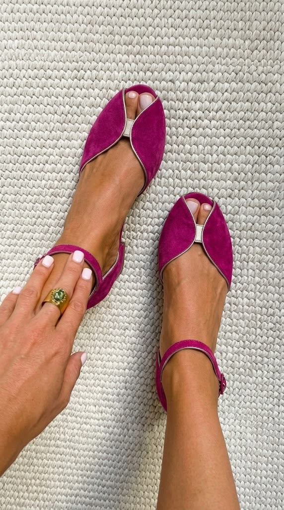 Olivia | Elegant Vintage Sandals
